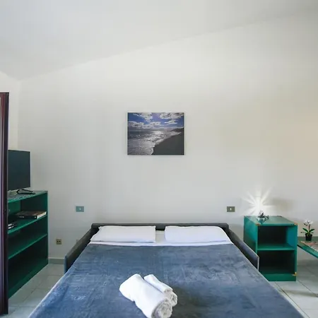 Su Nenneri Beach Apartment *