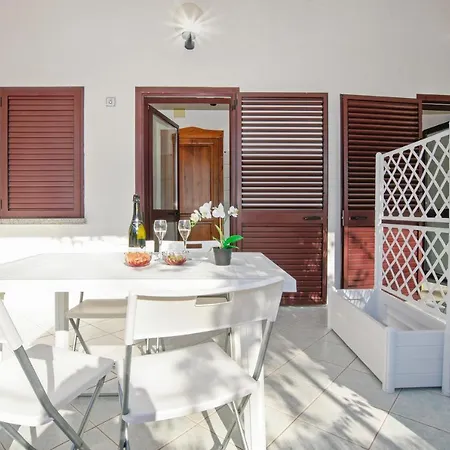 Su Nenneri Beach Apartment Bari Sardo